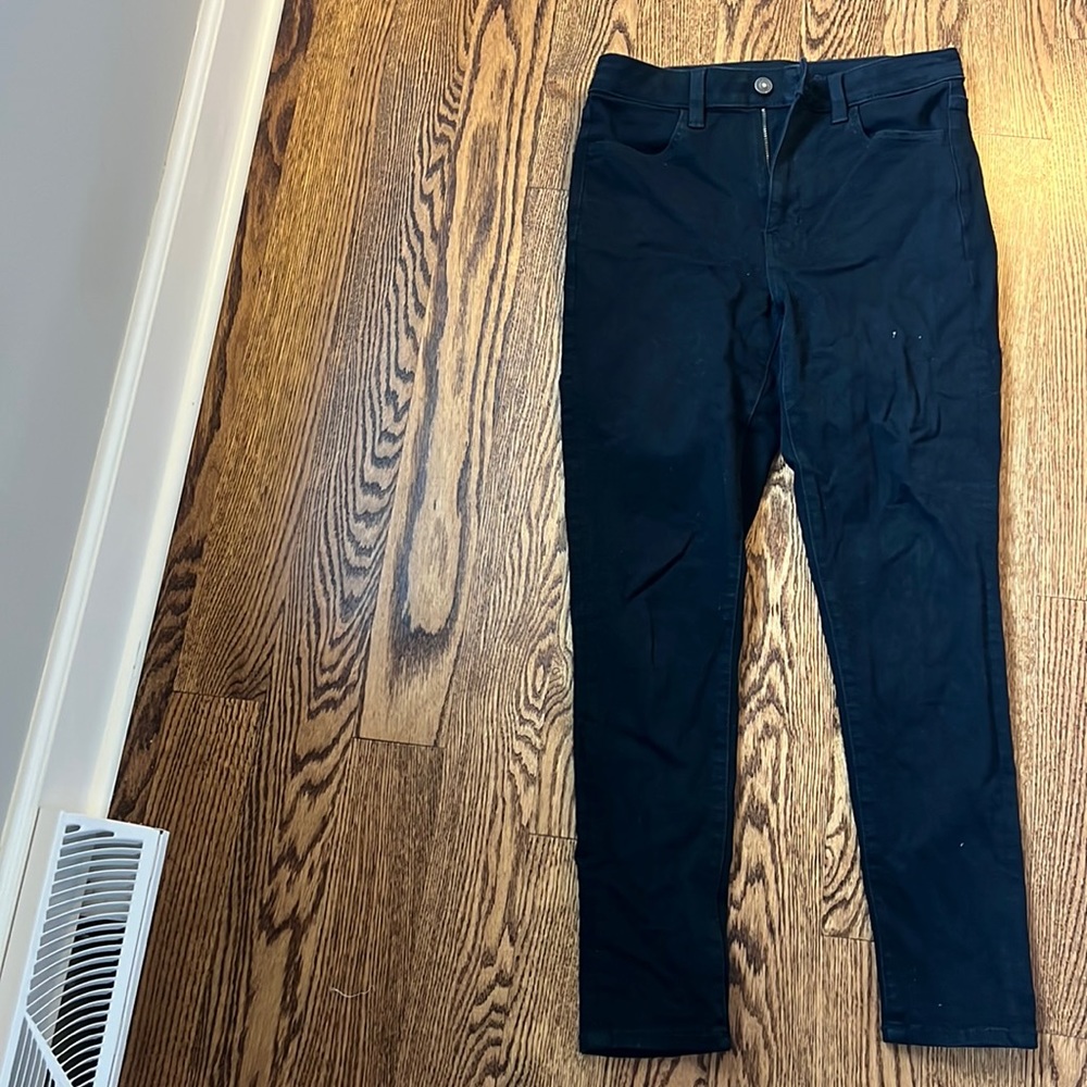 American Eagle Black Skinny Jeans, Size 6
